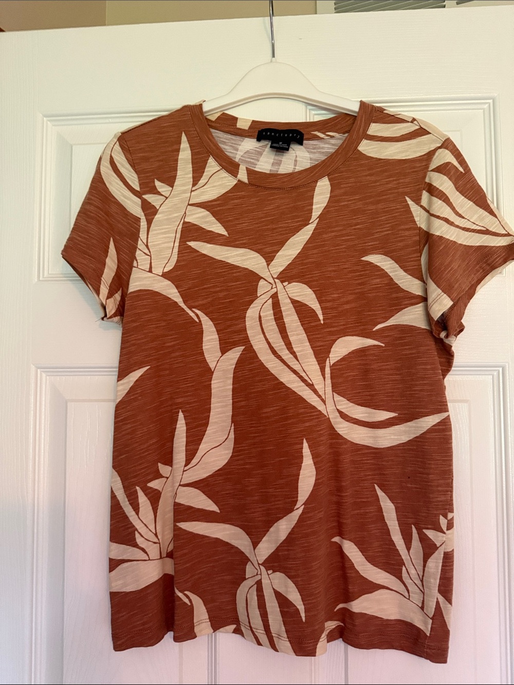 Sanctuary Rust Short-Sleeve Tee with Cream Botanical Print